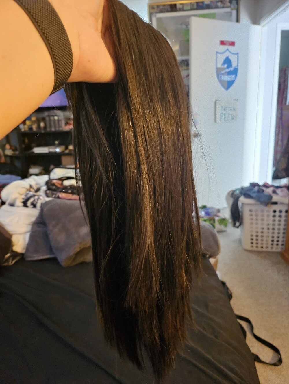Bundle Of 3 Wigs, All Med- Dark Brown. - Picture 14 of 14
